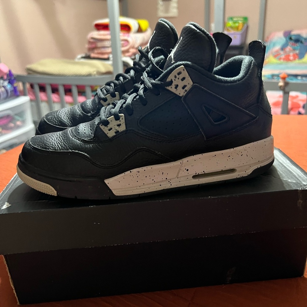 Black Athletic Sneakers